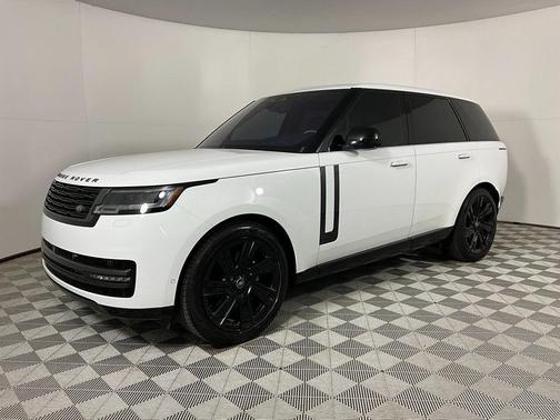 2023 Land Rover Range Rover P400 SE
