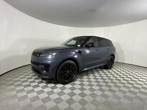 2025 Land Rover Range Rover Sport SE