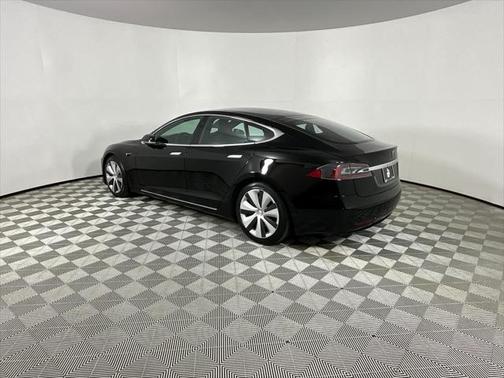 2021 Tesla Model S Long Range