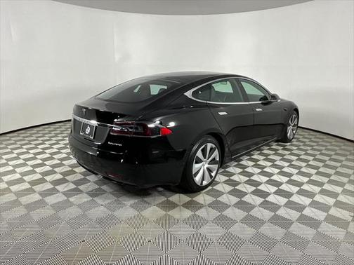 2021 Tesla Model S Long Range