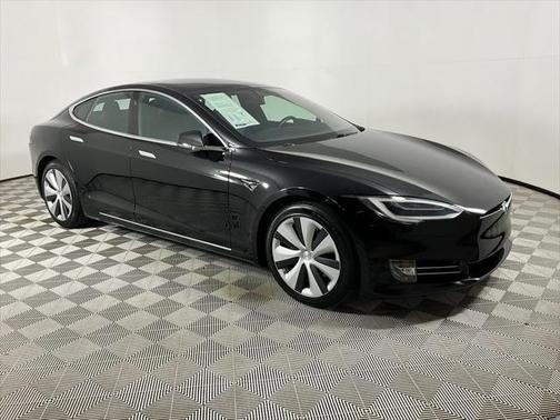 2021 Tesla Model S Long Range