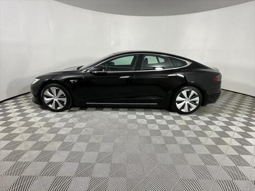 2021 Tesla Model S Long Range