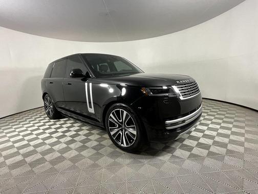 2025 Land Rover Range Rover P550e Autobiography