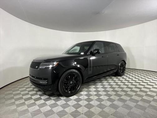 2025 Land Rover Range Rover P400 SE 7 Seat