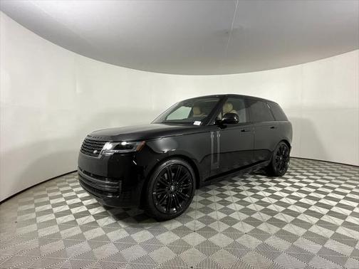 2025 Land Rover Range Rover P530 SE