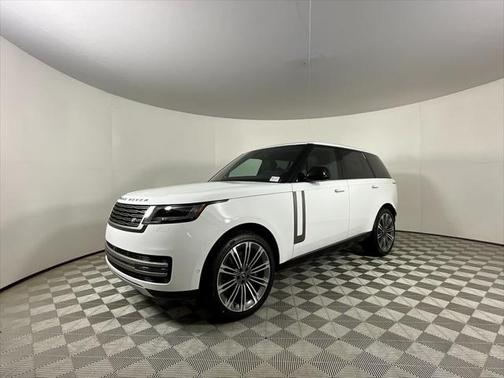 2025 Land Rover Range Rover P530 SE