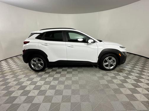 Lunar White 2023 Hyundai KONA SEL