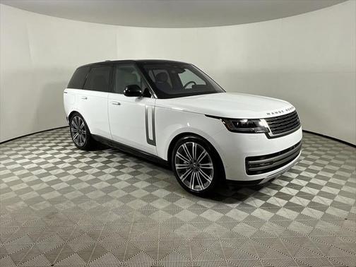 2023 Land Rover Range Rover P530 SE