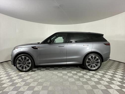 2025 Land Rover Range Rover Sport SE