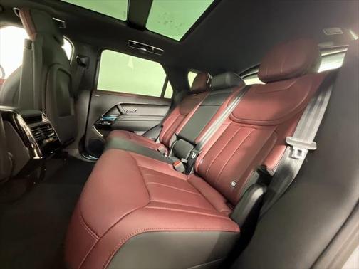 2025 Land Rover Range Rover Sport SE