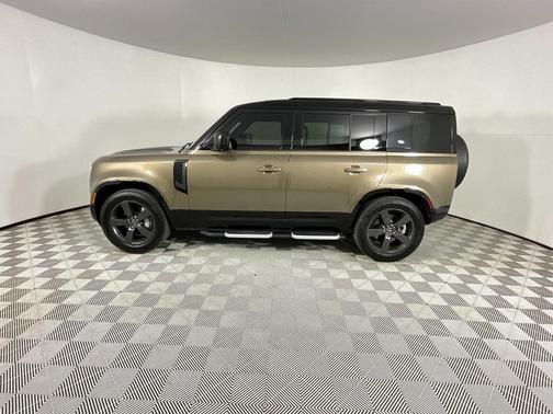 2024 Land Rover Defender 110 P400 X-Dynamic SE