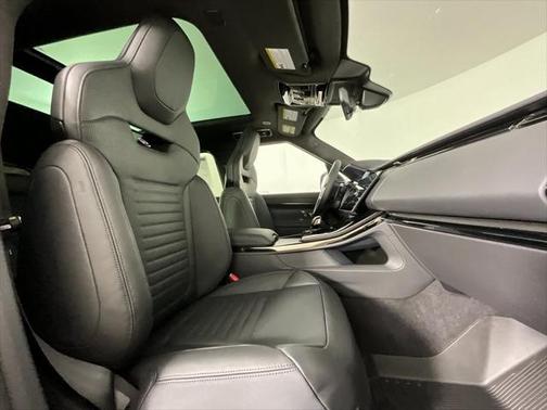 2025 Land Rover Range Rover Sport P635 SV Edition Two