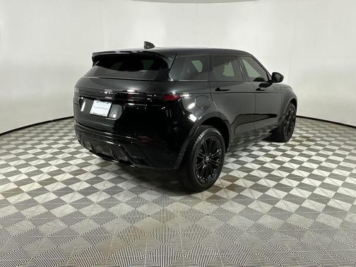 Santorini Black Metallic 2024 Land Rover Range Rover Evoque Dynamic SE