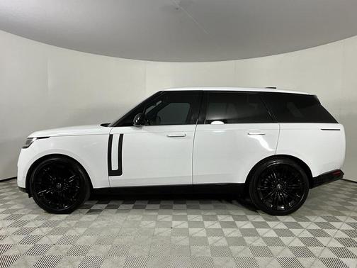2023 Land Rover Range Rover P400 SE