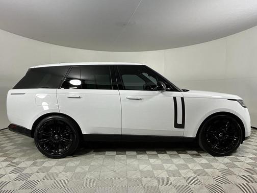 2023 Land Rover Range Rover P400 SE