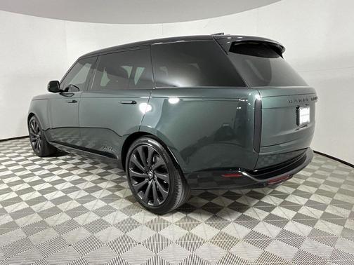 2025 Land Rover Range Rover P530 Autobiography