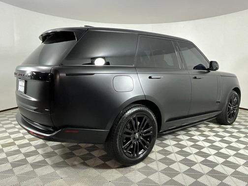 2023 Land Rover Range Rover P530 SE