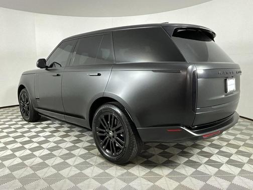 2023 Land Rover Range Rover P530 SE