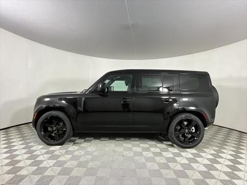 2025 Land Rover Defender 110 P500 X-Dynamic SE