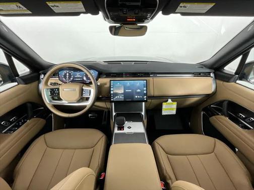 2025 Land Rover Range Rover P530 SE