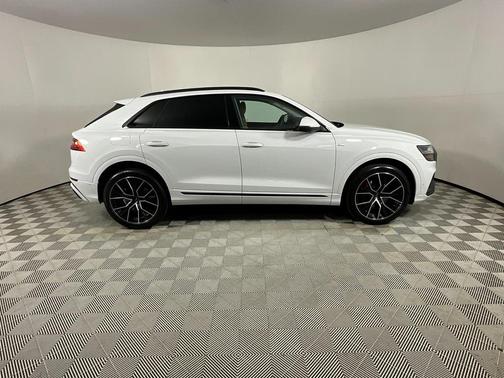 2019 Audi Q8 3.0T Premium