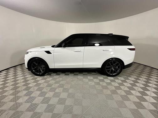 2024 Land Rover Range Rover Sport SE
