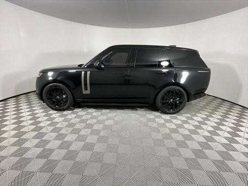 2023 Land Rover Range Rover P400 SE