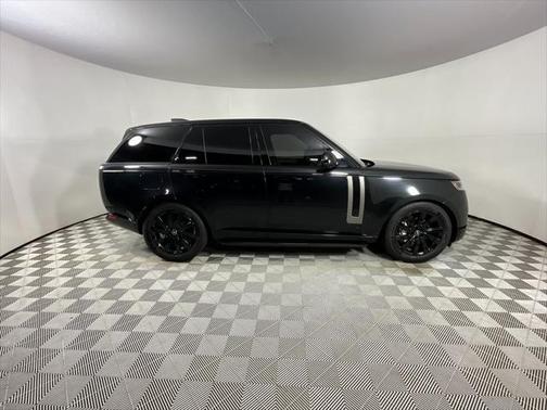 2023 Land Rover Range Rover P400 SE