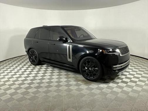 2023 Land Rover Range Rover P400 SE