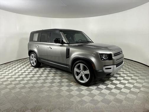 2024 Land Rover Defender 110 P500 SE