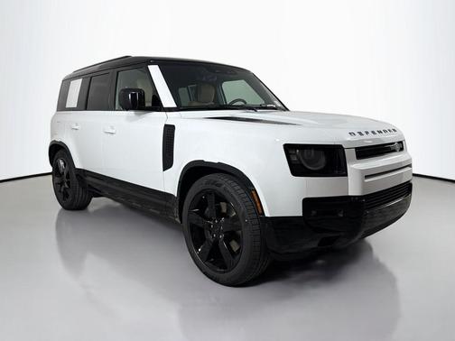 Fuji White 2026 Land Rover Defender P400 X-Dynamic SE