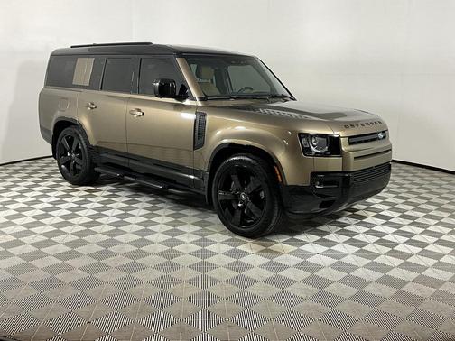 2025 Land Rover Defender 130 P400 X-Dynamic SE