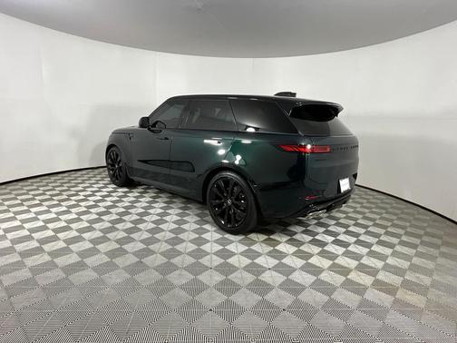 British Racing Green SV Bespoke Ultra Met Gloss 2025 Land Rover Range Rover Sport Autobiography