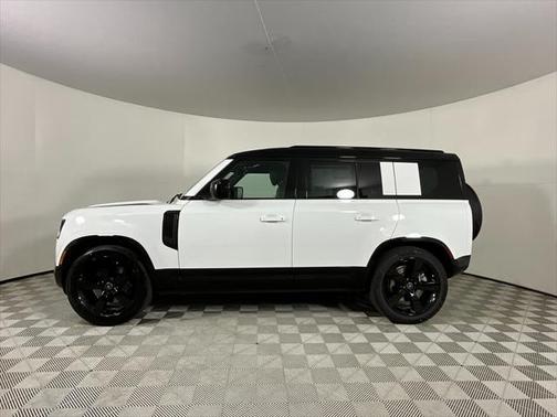 2025 Land Rover Defender 110 P400 X-Dynamic SE