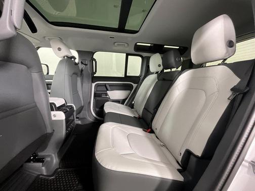 2026 Land Rover Defender S