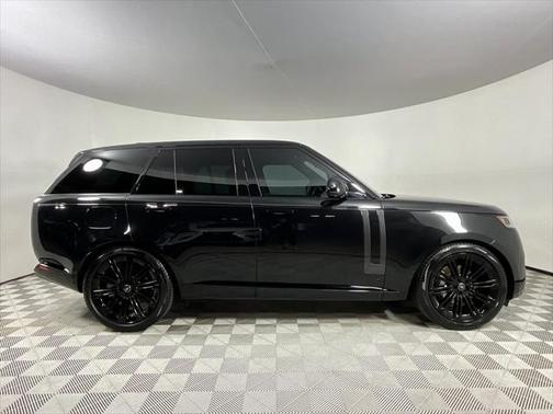 2023 Land Rover Range Rover P400 SE