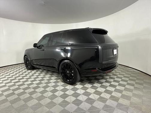 2023 Land Rover Range Rover P400 SE