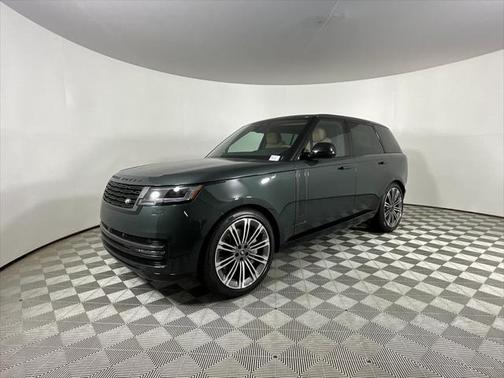 2025 Land Rover Range Rover P530 SE
