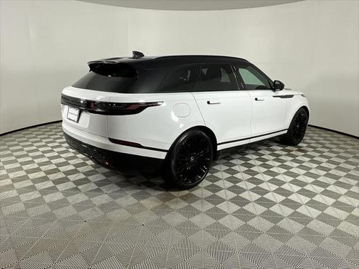 2024 Land Rover Range Rover Velar P400 Dynamic SE
