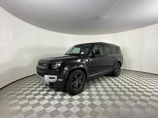 2025 Land Rover Defender 130 P400 S