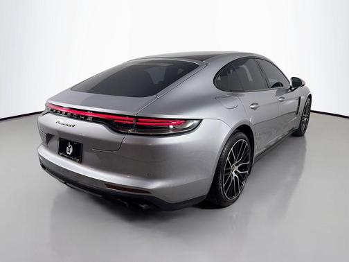 Silver 2023 Porsche Panamera 4