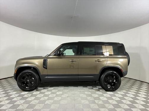 2025 Land Rover Defender 110 P300