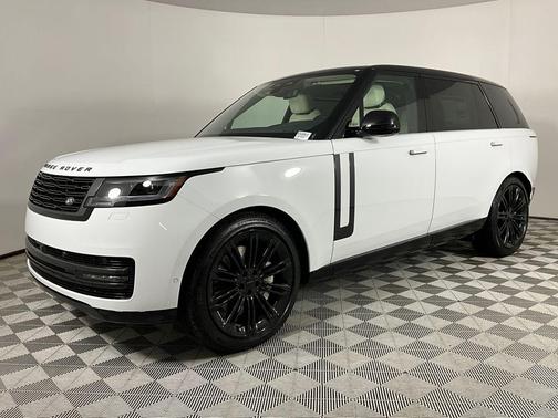 Fuji White 2026 Land Rover Range Rover P530 SE 7 Seat