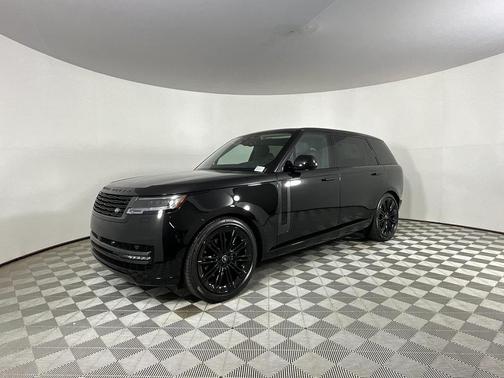 2025 Land Rover Range Rover P400 SE 7 Seat