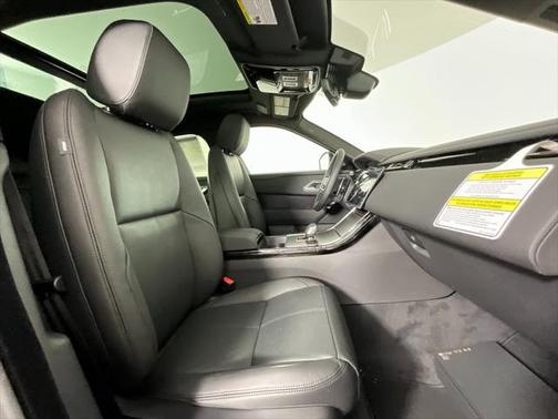 2026 Land Rover Range Rover Velar P400 Dynamic SE