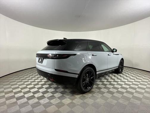 2026 Land Rover Range Rover Velar P400 Dynamic SE