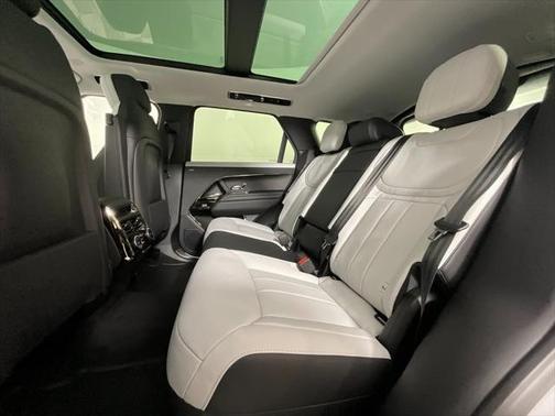 2025 Land Rover Range Rover Sport SE