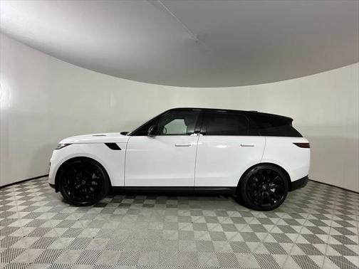 2025 Land Rover Range Rover Sport SE