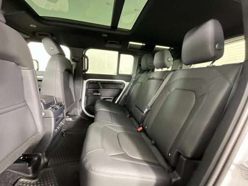 2026 Land Rover Defender P300 S