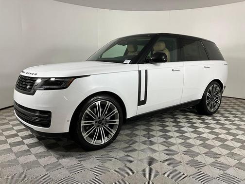 Ostuni Pearl Wht Prem Met 2026 Land Rover Range Rover P400 SE